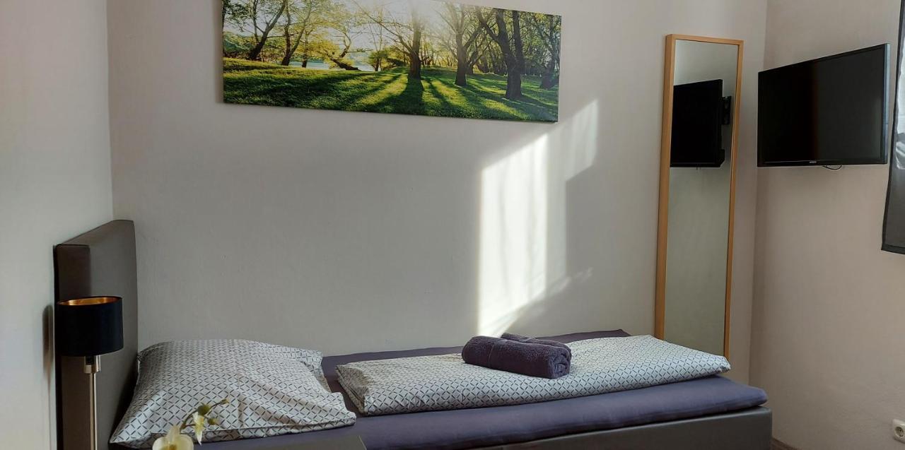 Pension Delagera Grossmehring ภายนอก รูปภาพ