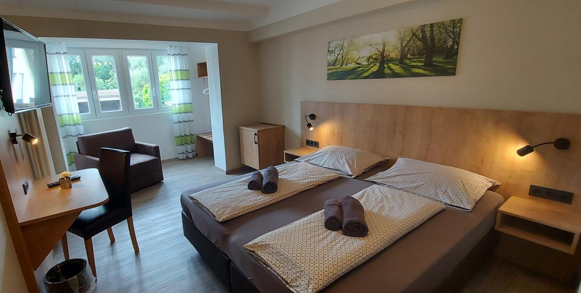 Pension Delagera Grossmehring ภายนอก รูปภาพ